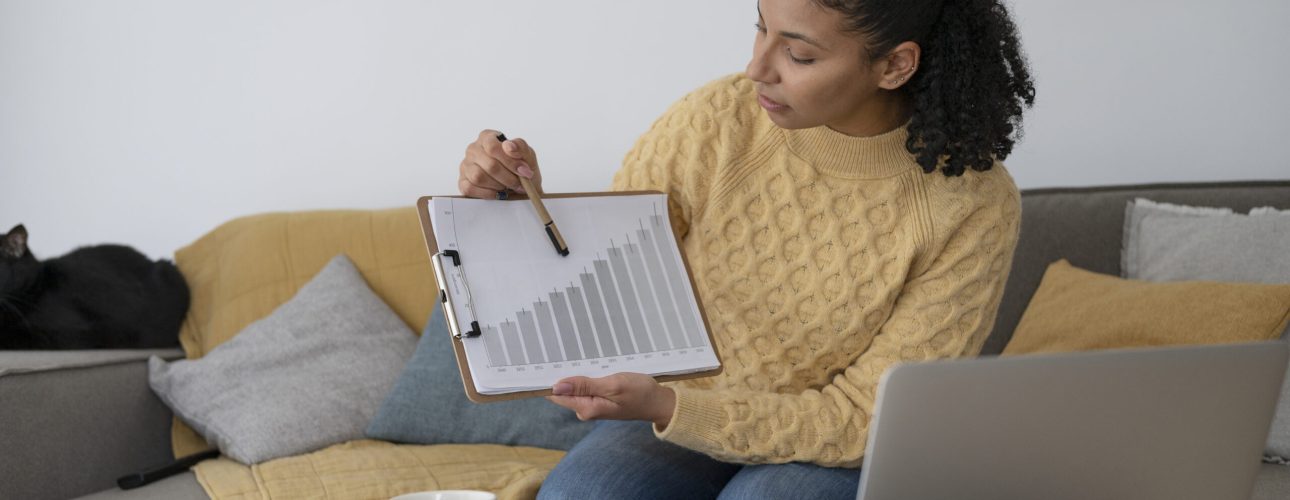 medium-shot-woman-holding-chart